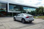 Volvo S60 Cross Country 2015 года (UK)